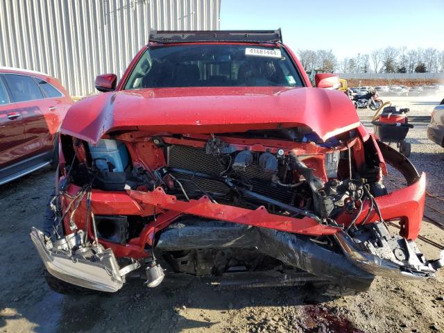 5TFCZ5AN1JX139900 - 2018 TOYOTA TACOMA DOUBLE CAB RED photo 5