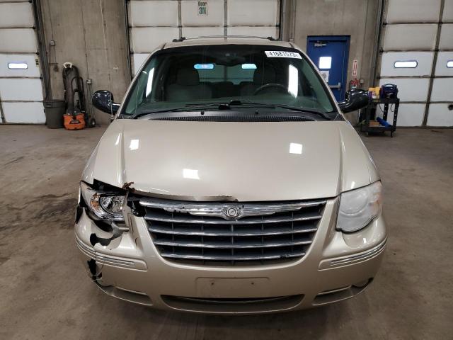 2A8GP64L66R910499 - 2006 CHRYSLER TOWN & COU LIMITED GOLD photo 5
