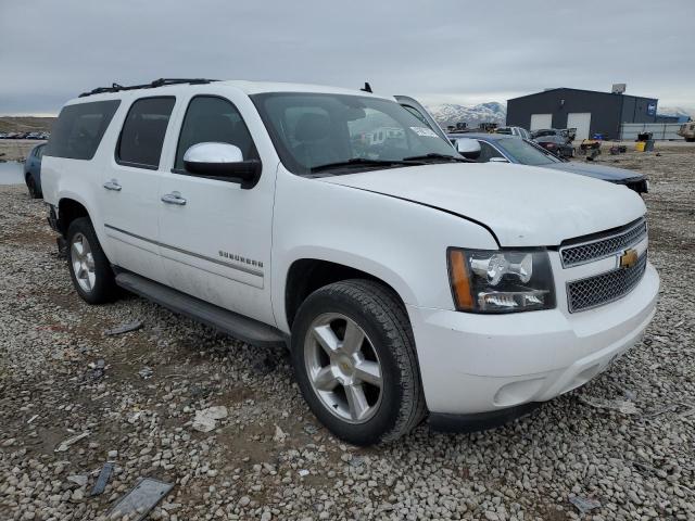 1GNSKKE72DR234282 - 2013 CHEVROLET SUBURBAN K1500 LTZ WHITE photo 4