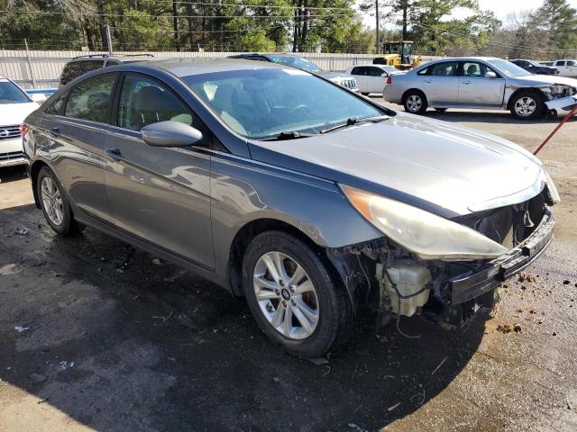 5NPEB4AC8DH595723 - 2013 HYUNDAI SONATA GLS GRAY photo 4