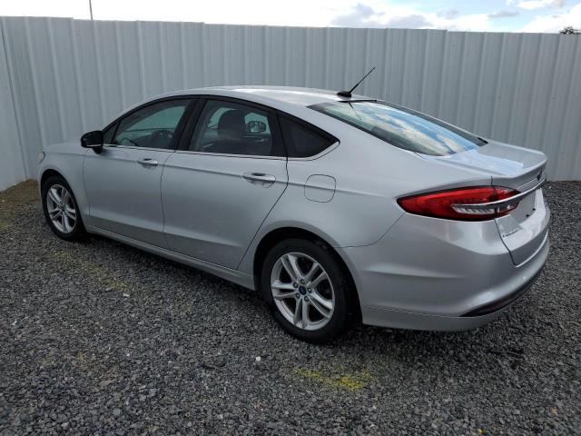 3FA6P0HD6JR201759 - 2018 FORD FUSION SE SILVER photo 2