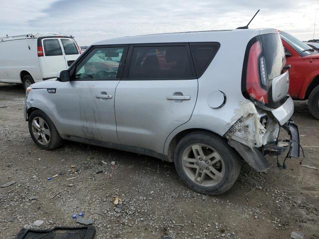 KNDJN2A27J7571060 - 2018 KIA SOUL SILVER photo 2