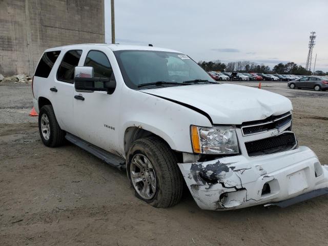 1GNUKAE07AR258787 - 2010 CHEVROLET TAHOE K1500 LS WHITE photo 4