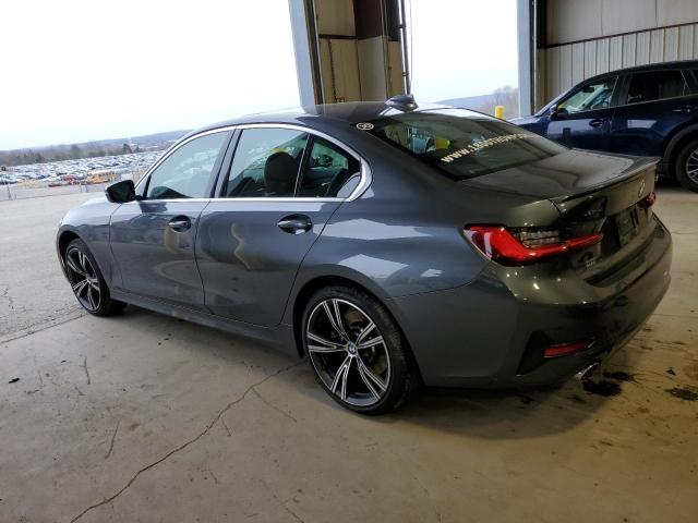 3MW5R7J00M8B93794 - 2021 BMW 330XI GRAY photo 2