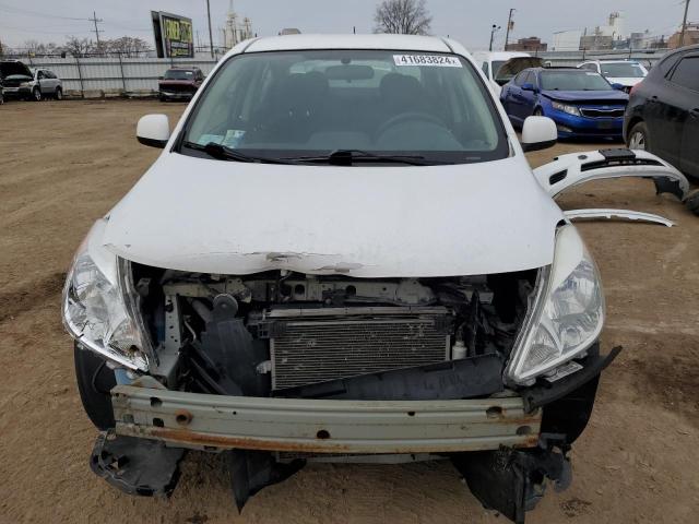 3N1CN7AP2EL843617 - 2014 NISSAN VERSA S WHITE photo 5