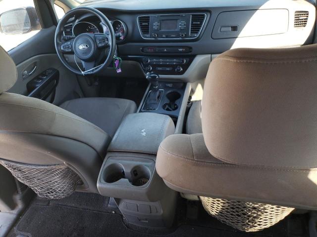 KNDMB5C14F6021162 - 2015 KIA SEDONA LX GRAY photo 8