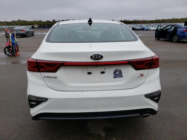 3KPF34AD7KE046252 - 2019 KIA FORTE GT LINE WHITE photo 6