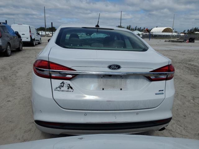 3FA6P0HD5JR162744 - 2018 FORD FUSION SE WHITE photo 6