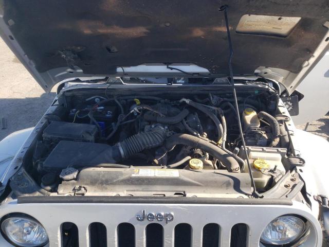 1J4AA5D16BL517641 - 2011 JEEP WRANGLER SAHARA SILVER photo 11