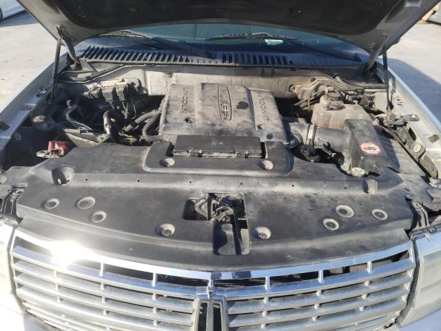 5LMJJ2J54AEJ05046 - 2010 LINCOLN NAVIGATOR 银色 照片 11