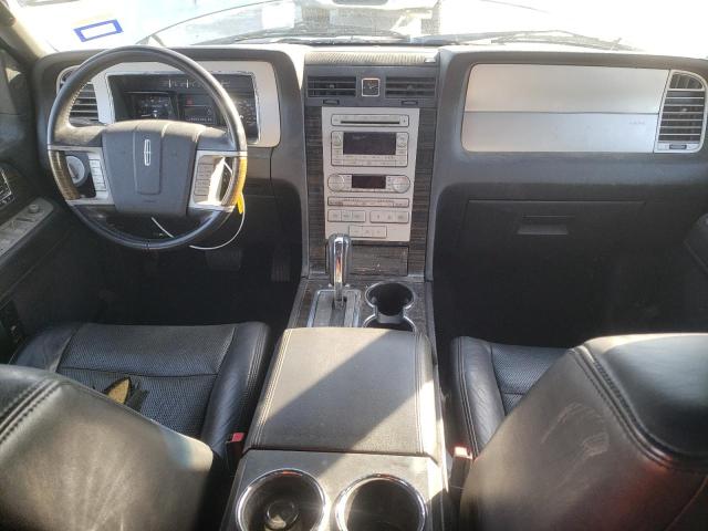 5LMJJ2J54AEJ05046 - 2010 LINCOLN NAVIGATOR 银色 照片 8