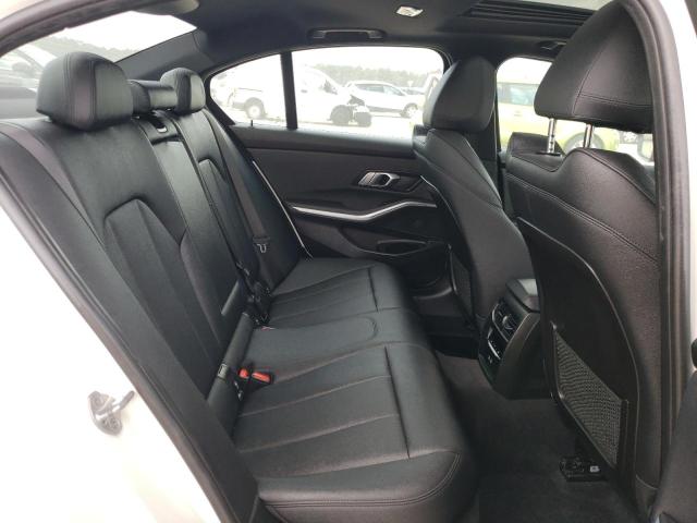 3MW5R7J01M8B53854 - 2021 BMW 330XI أبيض صورة 9