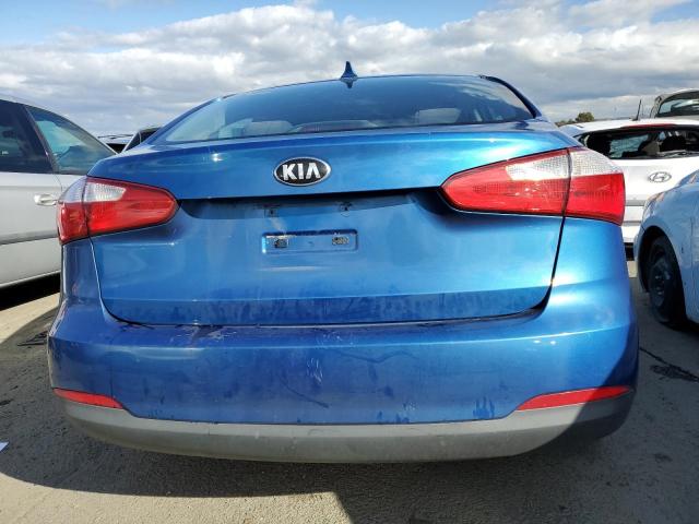 KNAFX4A68F5277469 - 2015 KIA FORTE LX BLUE photo 6