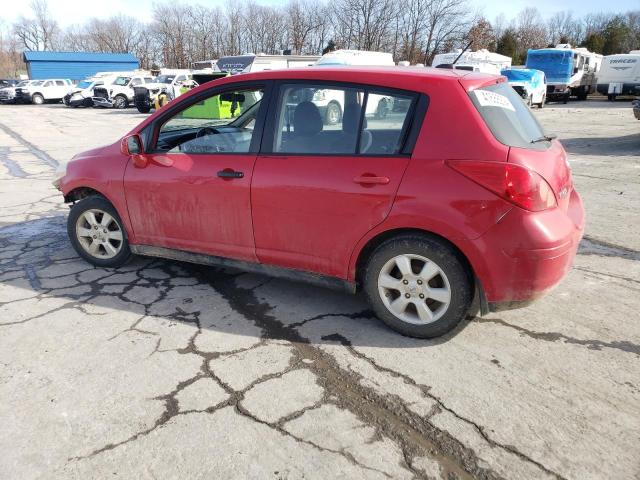 3N1BC13E58L440696 - 2008 NISSAN VERSA S RED photo 2