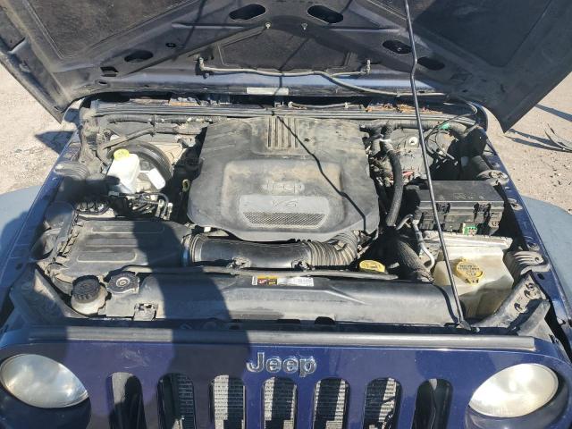 1C4BJWKG3DL560375 - 2013 JEEP WRANGLER U SPORT Blau Foto 12