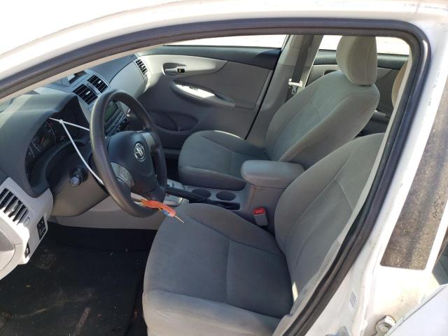 2T1BU4EE6CC870886 - 2012 TOYOTA COROLLA BASE WHITE photo 7