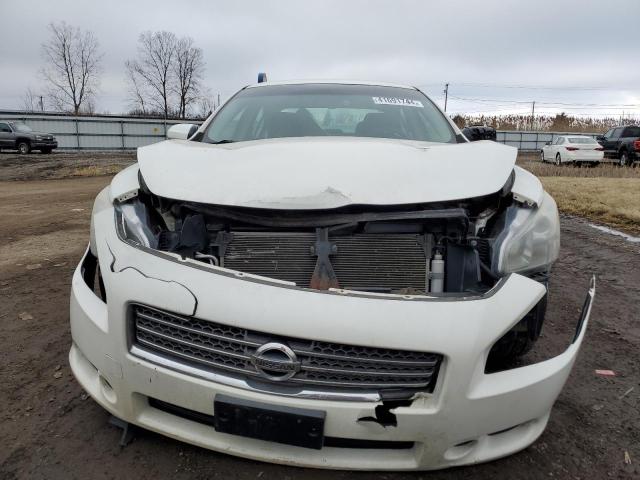 1N4AA51E39C841935 - 2009 NISSAN MAXIMA S WHITE photo 5