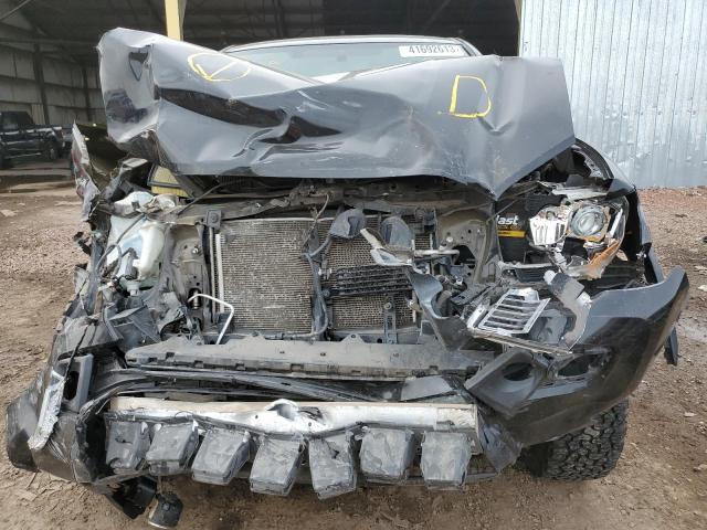 3TMCZ5AN0HM069127 - 2017 TOYOTA TACOMA DOUBLE CAB 黑色 照片 9