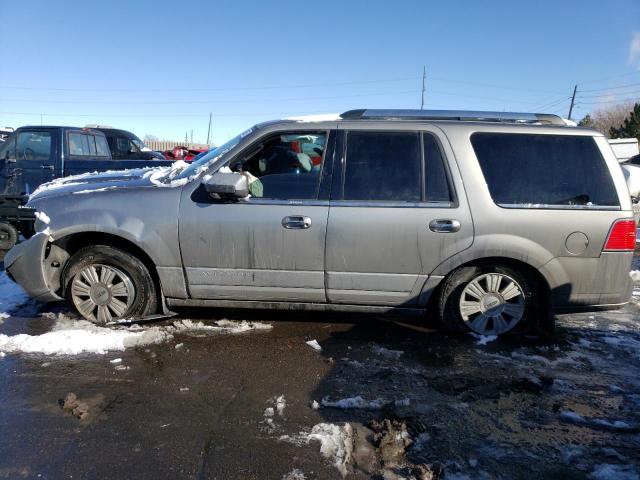 5LMFU285X8LJ05934 - 2008 LINCOLN NAVIGATOR 银色 照片 2