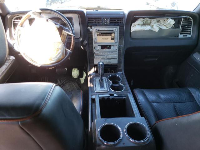 5LMFU285X8LJ05934 - 2008 LINCOLN NAVIGATOR 银色 照片 8