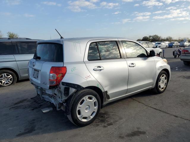 JTKKU104X8J005467 - 2008 TOYOTA SCION XD SILVER photo 3