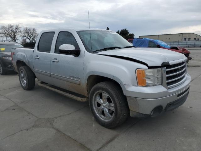 3GTP2WE7XDG106684 - 2013 GMC SIERRA K1500 SLT SILVER photo 4