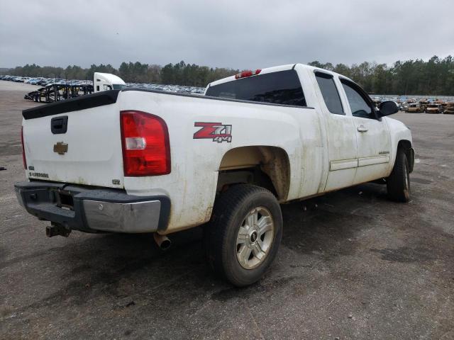 1GCRKTE3XBZ264850 - 2011 CHEVROLET SILVERADO K1500 LTZ WHITE photo 3