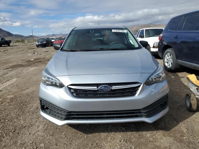 4S3GTAB65M3717415 - 2021 SUBARU IMPREZA SILVER photo 5