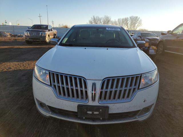 3LNHL2GC2CR812714 - 2012 LINCOLN MKZ WHITE photo 5