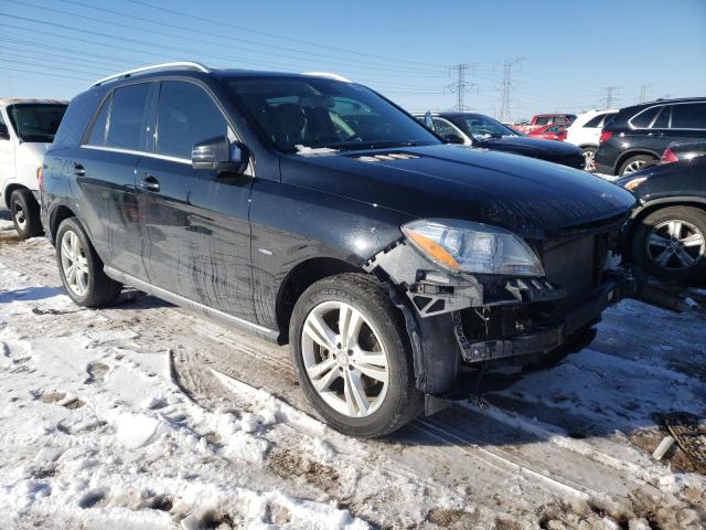 4JGDA5HBXCA061870 - 2012 MERCEDES-BENZ ML 350 4MATIC BLACK photo 4