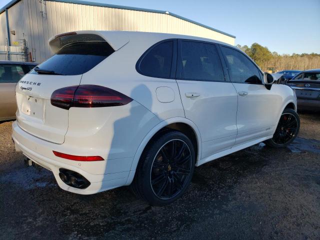 WP1AD2A29GLA70933 - 2016 PORSCHE CAYENNE GTS WHITE photo 3