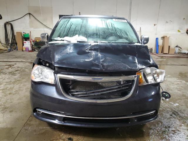 2C4RC1CG9ER200143 - 2014 CHRYSLER TOWN & COU TOURING L BLUE photo 5