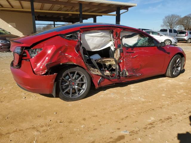 5YJ3E1EB1NF243419 - 2022 TESLA MODEL 3 RED photo 3