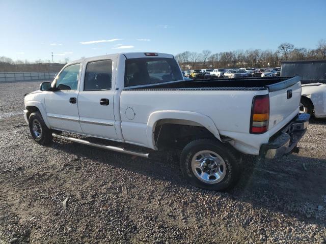 1GTGC13U95F812377 - 2005 GMC SIERRA C1500 HEAVY DUTY WHITE photo 2