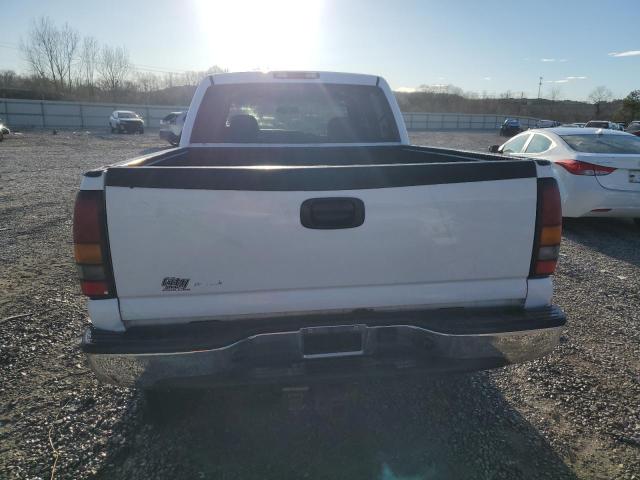 1GTGC13U95F812377 - 2005 GMC SIERRA C1500 HEAVY DUTY WHITE photo 6