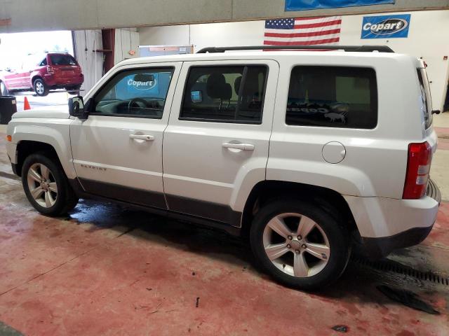 1C4NJRFB7GD729874 - 2016 JEEP PATRIOT LATITUDE WHITE photo 2