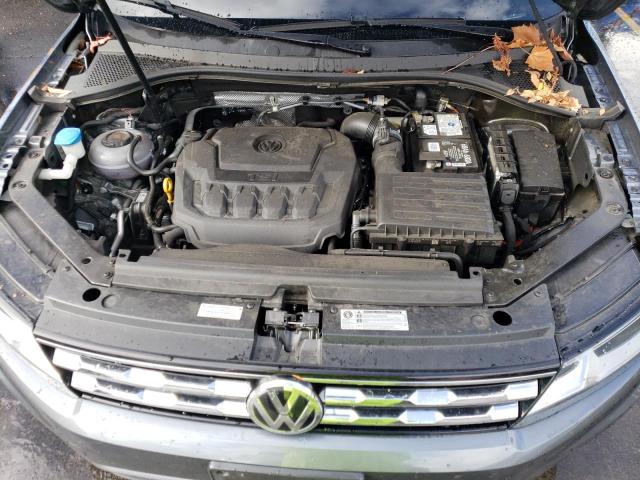 3VV3B7AX1JM075091 - 2018 VOLKSWAGEN TIGUAN SE GRAY photo 11