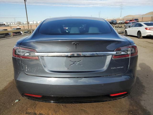 5YJSA1E2XLF379455 - 2020 TESLA MODEL S GRAY photo 6