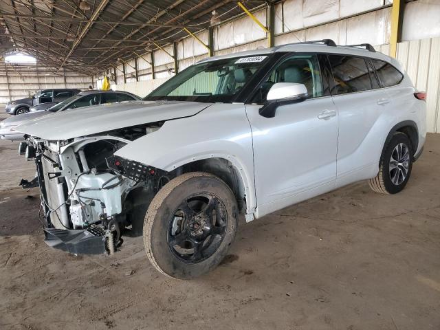 2022 TOYOTA HIGHLANDER XLE, 