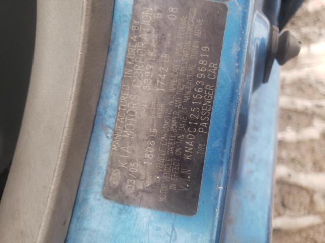 KNADC125156396819 - 2005 KIA RIO BLUE photo 12