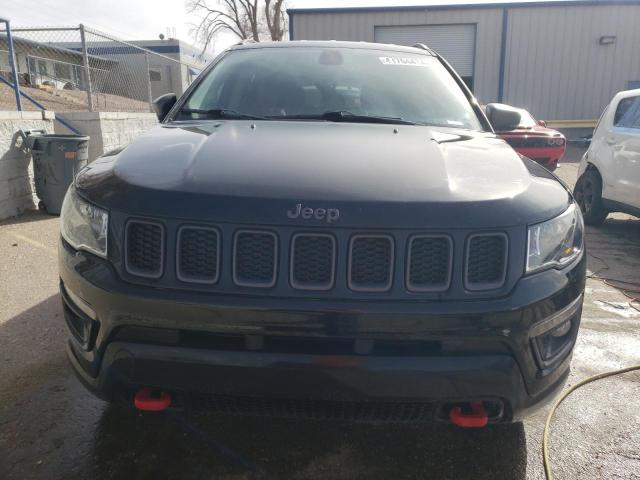 3C4NJDDB2LT156974 - 2020 JEEP COMPASS TRAILHAWK BLACK photo 5