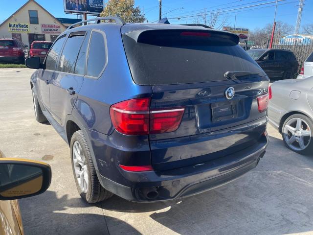 5UXZV4C50BL409574 - 2011 BMW X5 XDRIVE35I BLUE photo 3