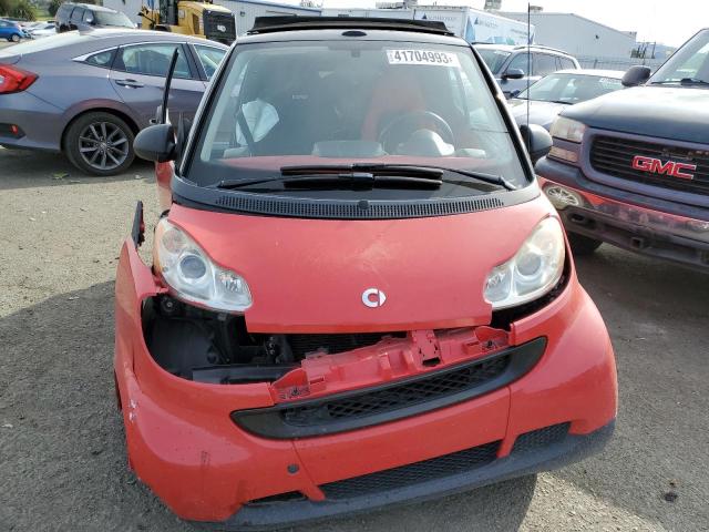 WMEEK31X69K239794 - 2009 SMART FORTWO PUR PASSION RED photo 5
