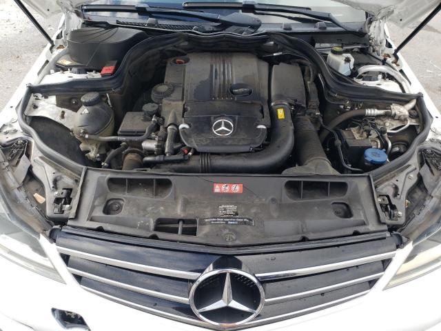 WDDGF4HB3EG241615 - 2014 MERCEDES-BENZ C 250 WHITE photo 11