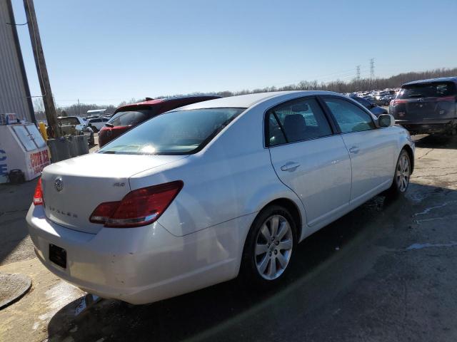 4T1BK36B96U127517 - 2006 TOYOTA AVALON XL WHITE photo 3