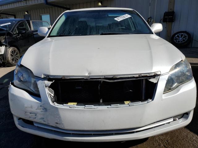 4T1BK36B96U127517 - 2006 TOYOTA AVALON XL WHITE photo 5