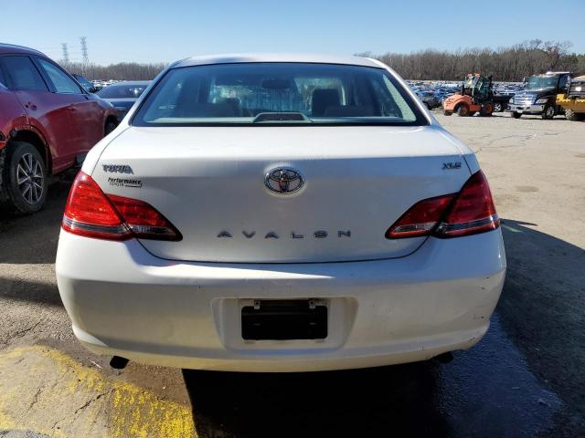 4T1BK36B96U127517 - 2006 TOYOTA AVALON XL WHITE photo 6