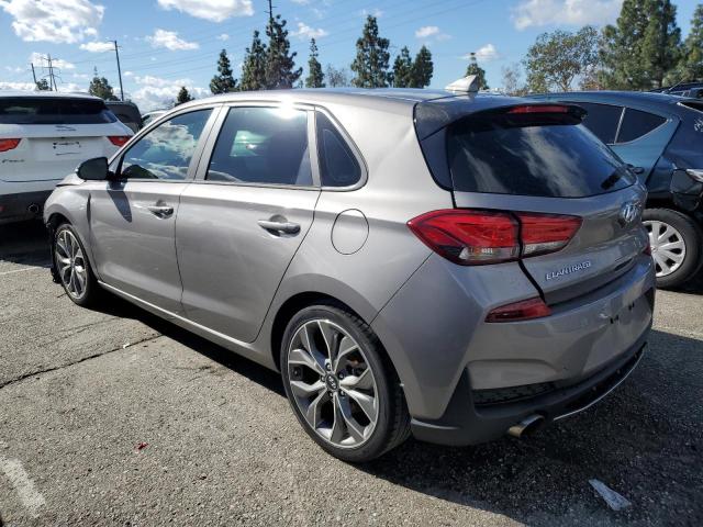 KMHH55LC1LU132619 - 2020 HYUNDAI ELANTRA GT N LINE GRAY photo 2