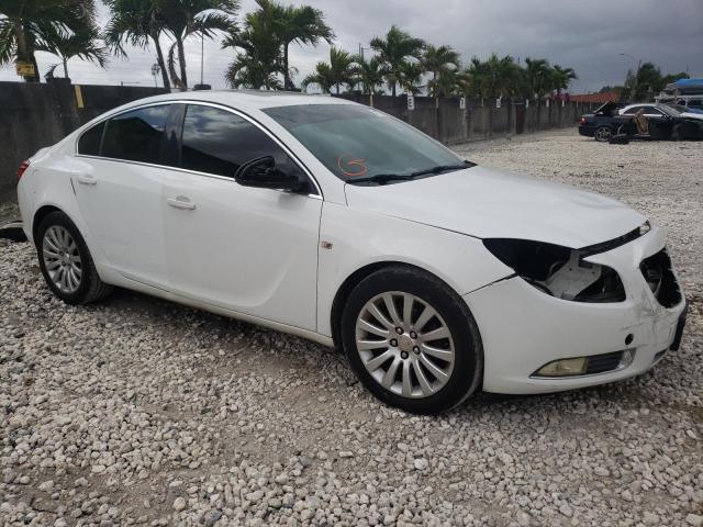 W04GS5EC1B1008883 - 2011 BUICK REGAL CXL WHITE photo 4