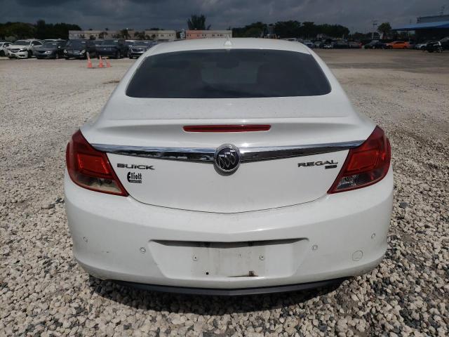 W04GS5EC1B1008883 - 2011 BUICK REGAL CXL WHITE photo 6